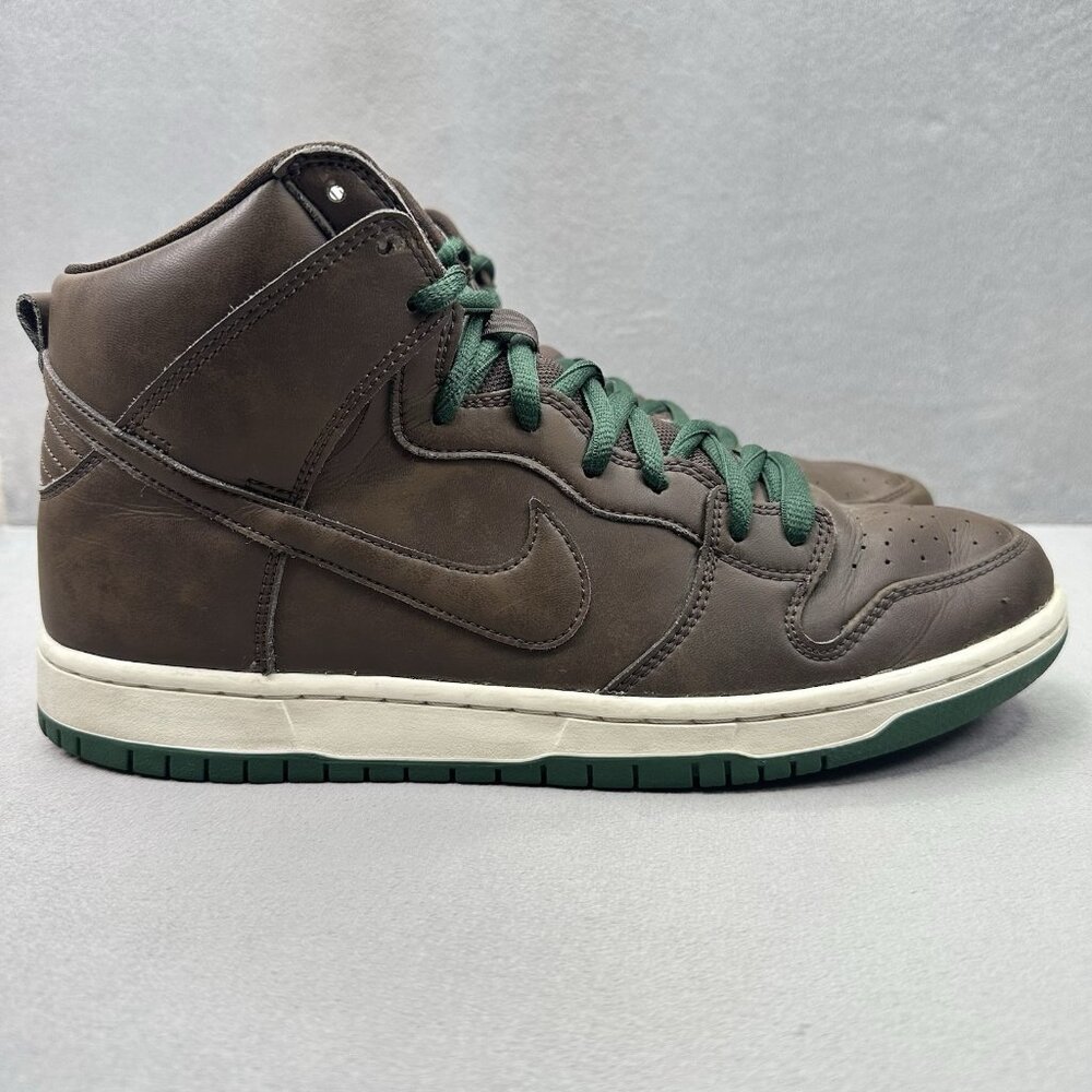Nike SB Dunk High Mens‎ Size 10 Shoes Baroque Brown Vegan Leather CV1624-200